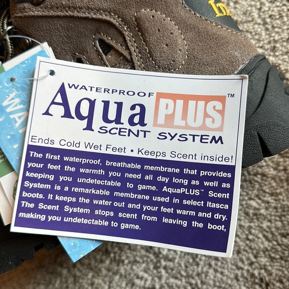 NWT Itasca Hiking Boots - Picture 8 of 9